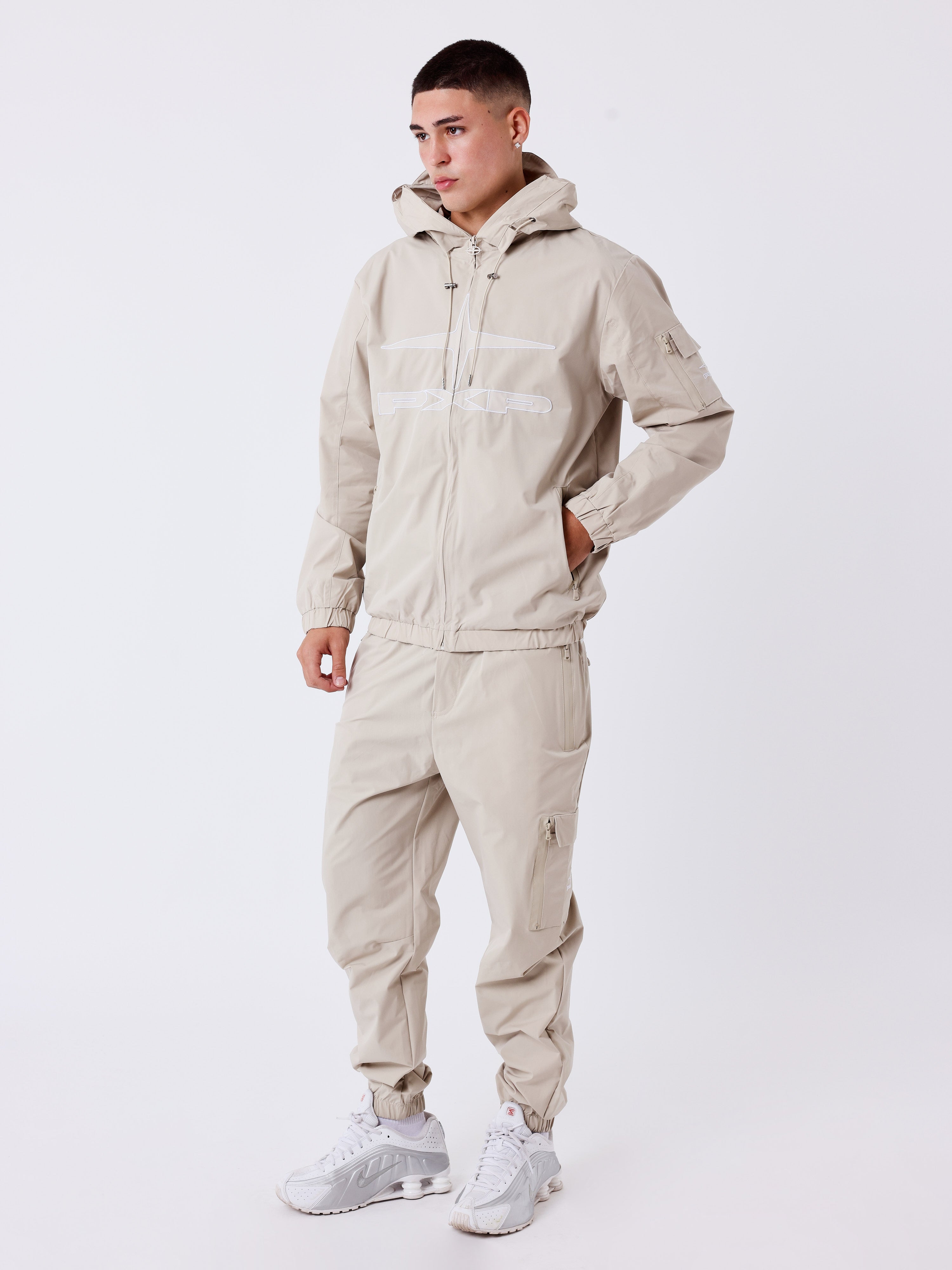 Veste zippé à capuche adventure