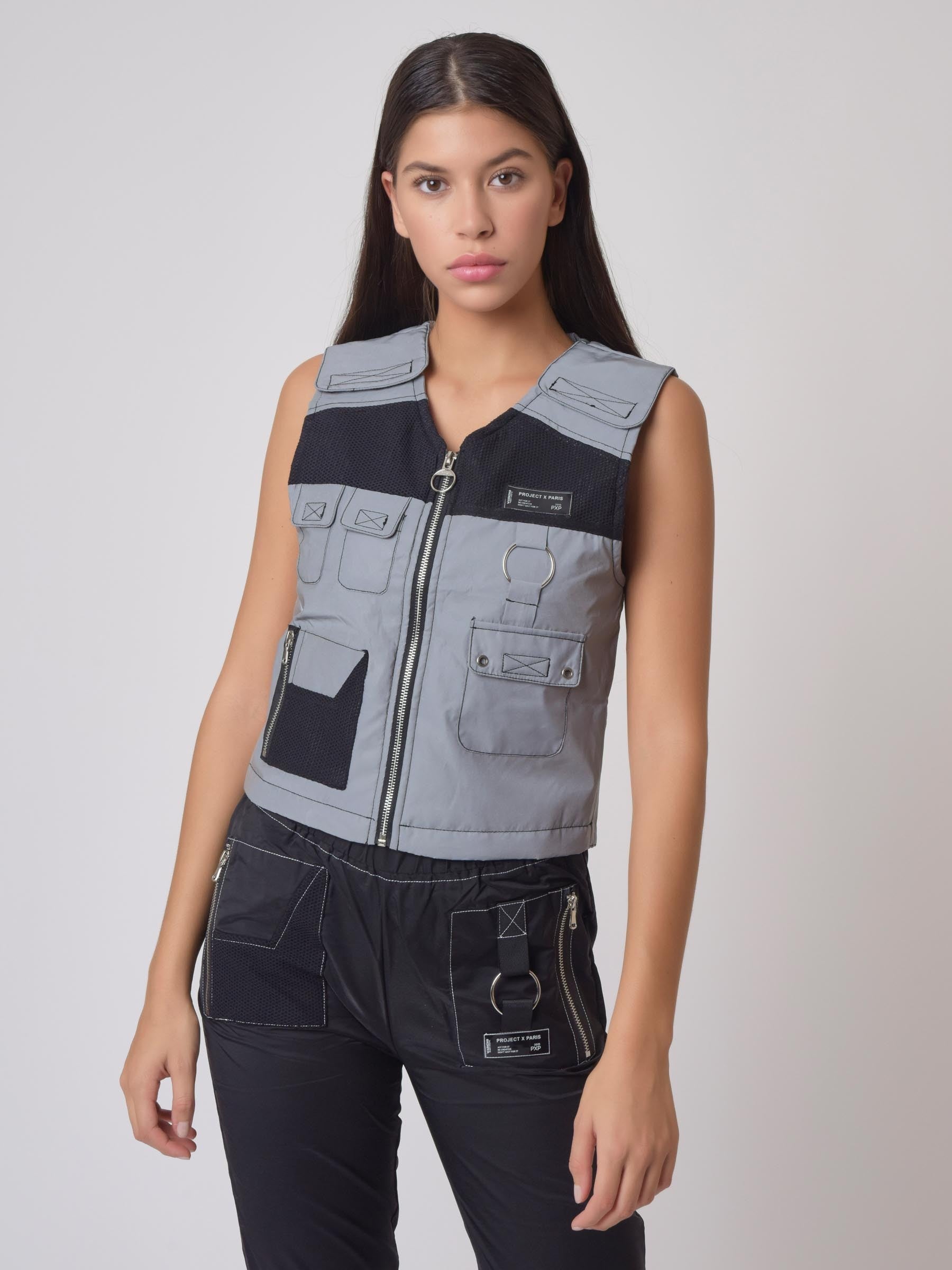 Gilet sans manches utility coutures contrastées empiècement mesh