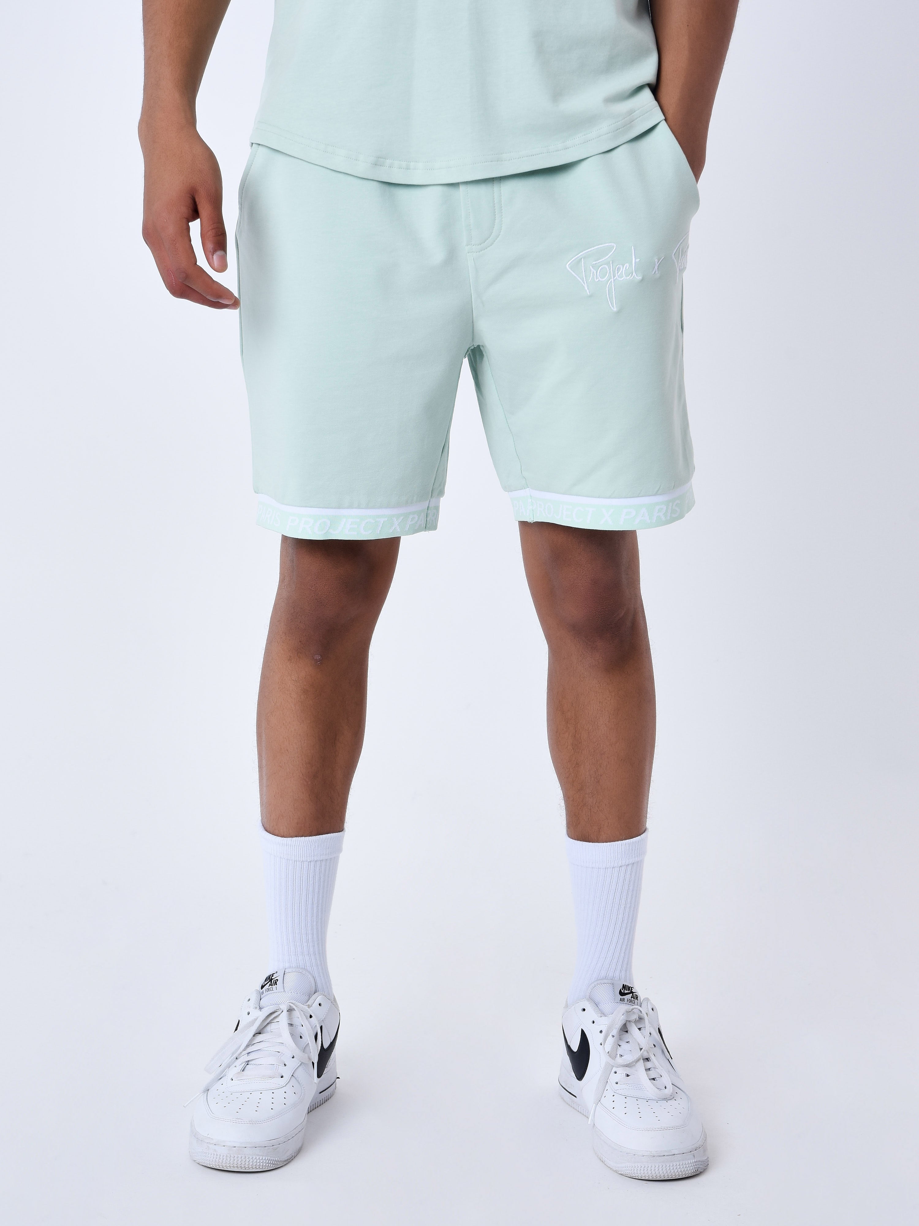 Short a bandes élastiques