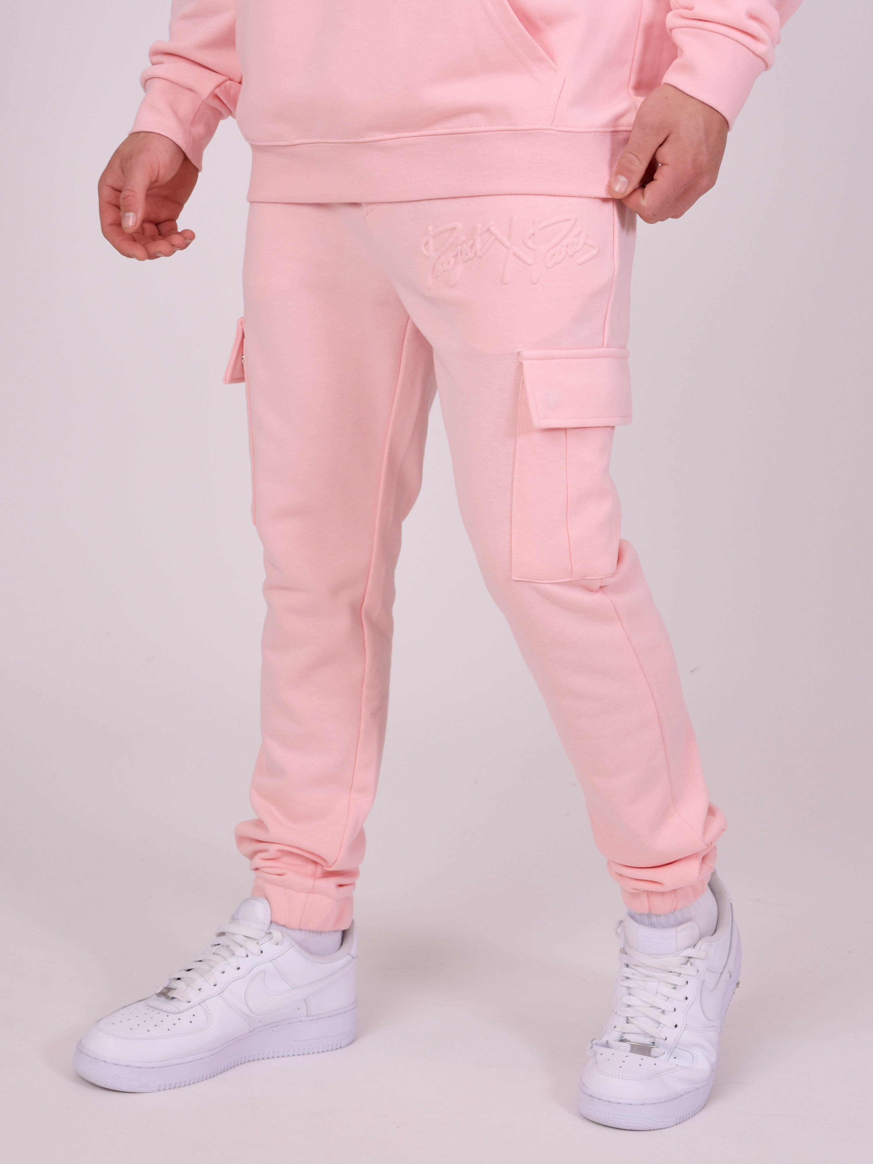 Bas de jogging cargo logo embossage relief